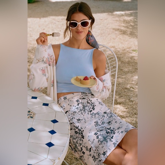 NWT! Anthropologie Tilda Knee-Length Slip Skirt: Linen Edition - Size Medium 🍟 - Picture 4 of 10